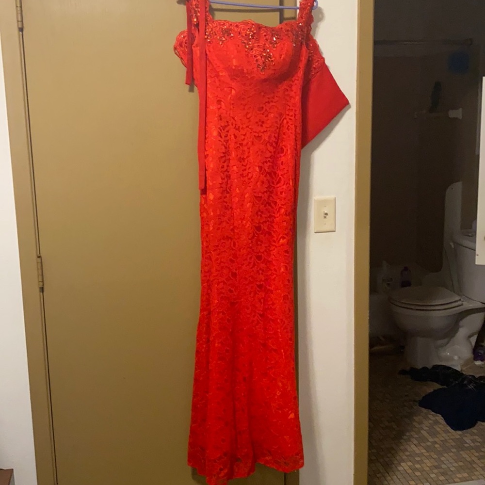 Red prom dress